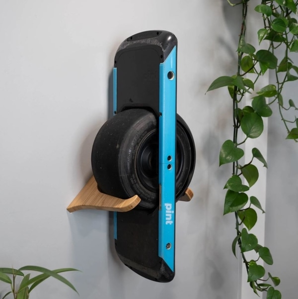 Support de Stockage pour le Onewheel en Hiver